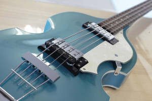 Hofner B-Bass