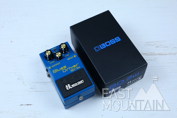 BOSS BD-2W 