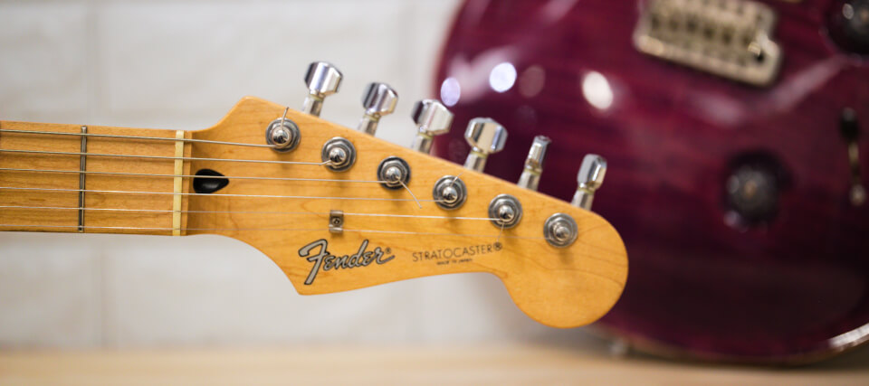 Fenderのギターの写真
