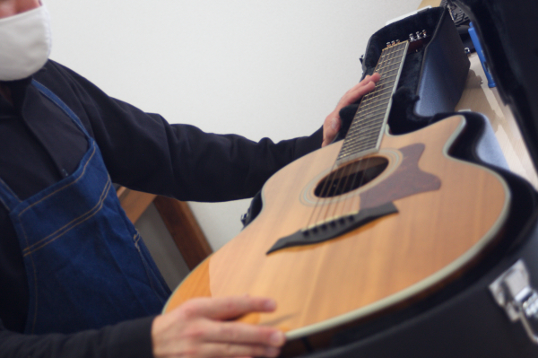 買取しているスタッフ