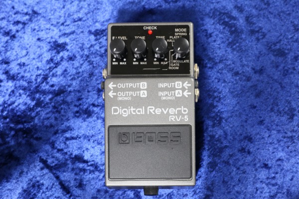 BOSS RV-5