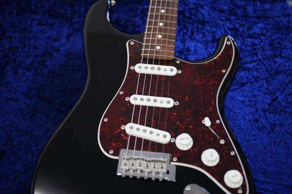 Fender japan HYBRID II Stratocaster