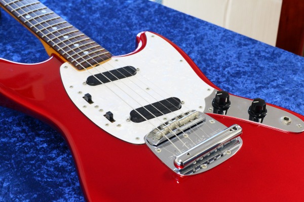 Fender Japan MG69̔