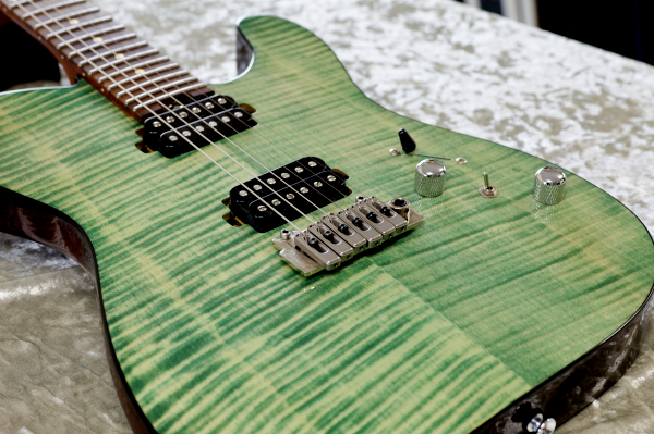 Bacchus TACTICS24-FM �������