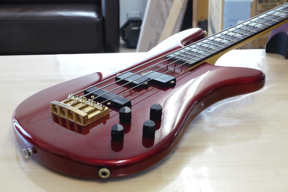 Samick Bass Spector MODEL
