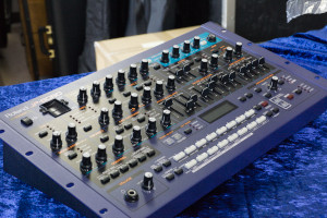 Roland JP-8080 シンセサイザー
