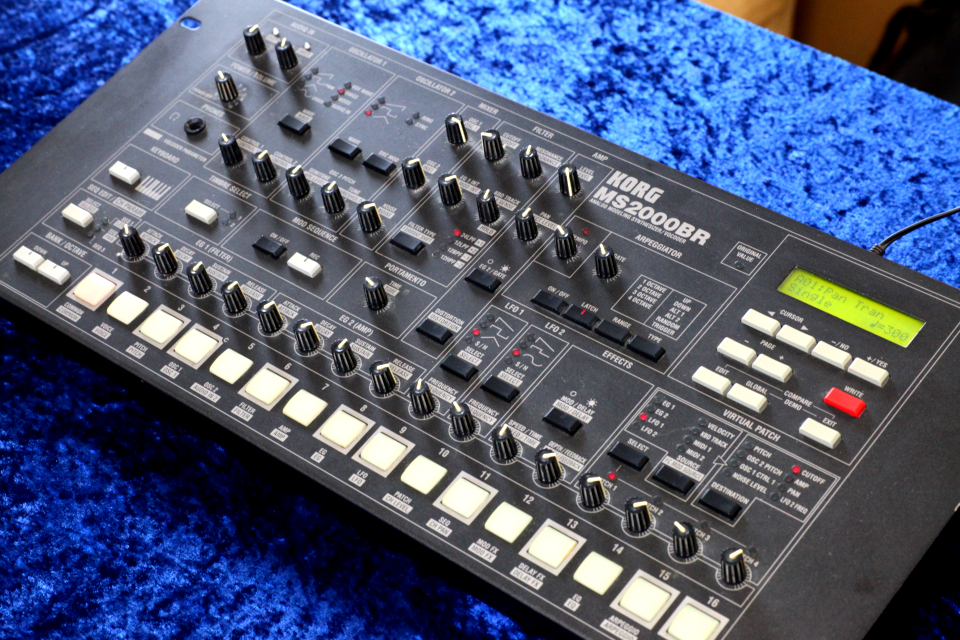 Roland 音源モジュール シンセサイザー Fantom XR 液晶表示正常品