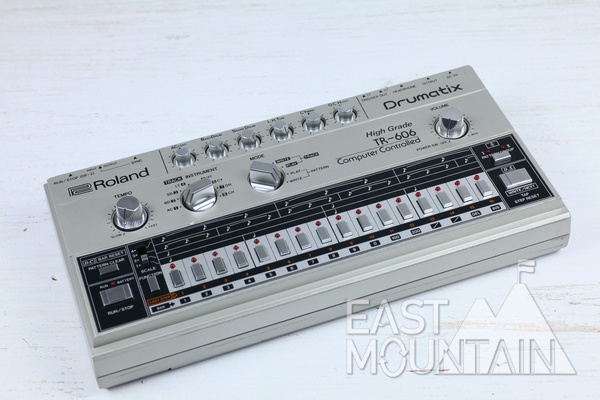 YAMAHA MONTAGE8 
